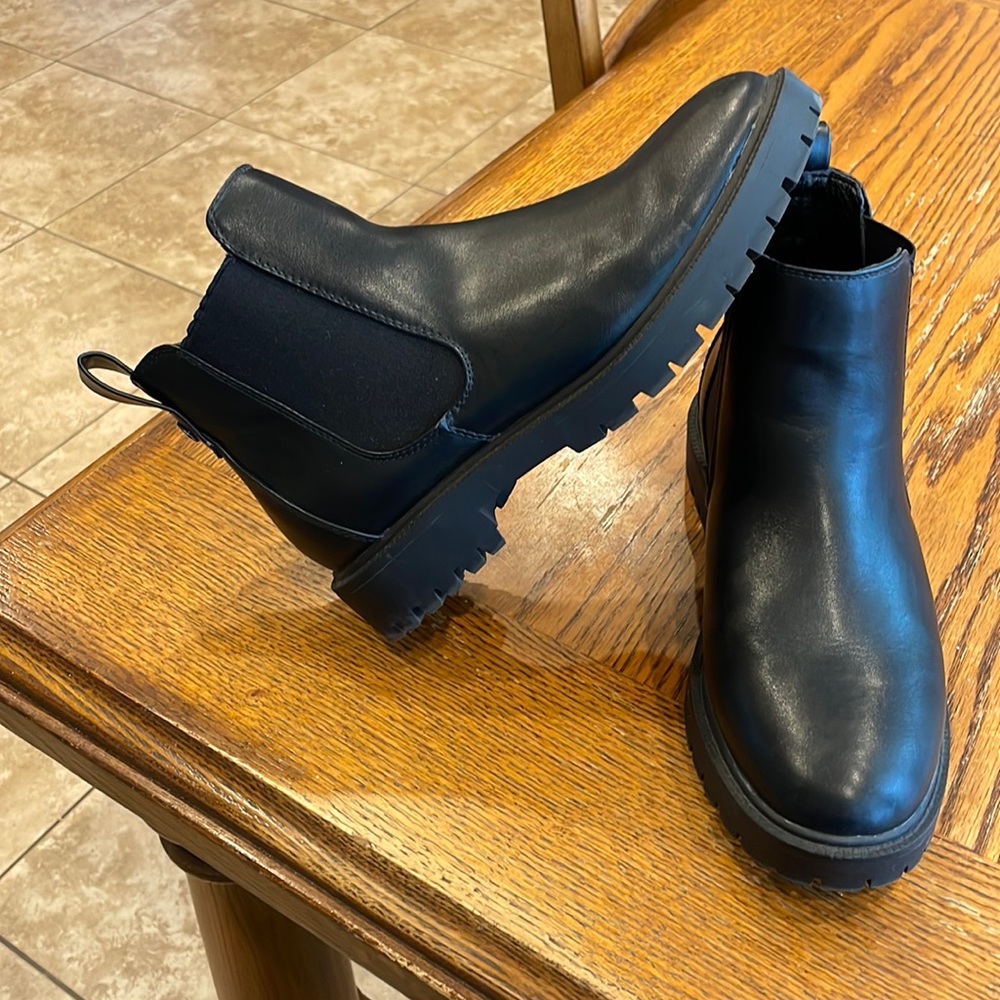 Dream Pairs Chelsea Ankle Boots